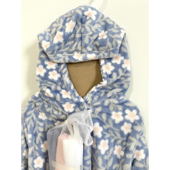 0-9 Months infant bathrobe with washcloths (4 Piece Set) - Picture 2 of 5